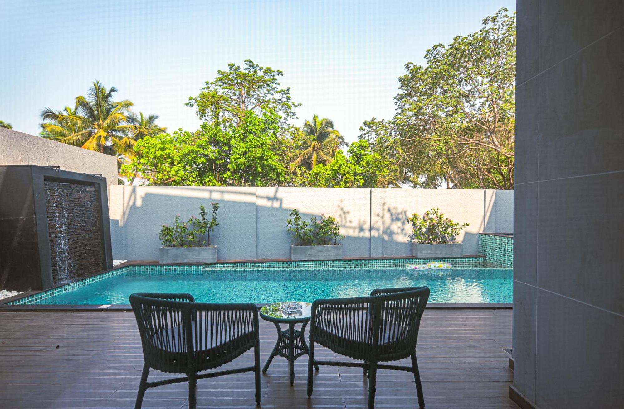 Vana - A Lindsay Manor Vagator Ngoại thất bức ảnh
