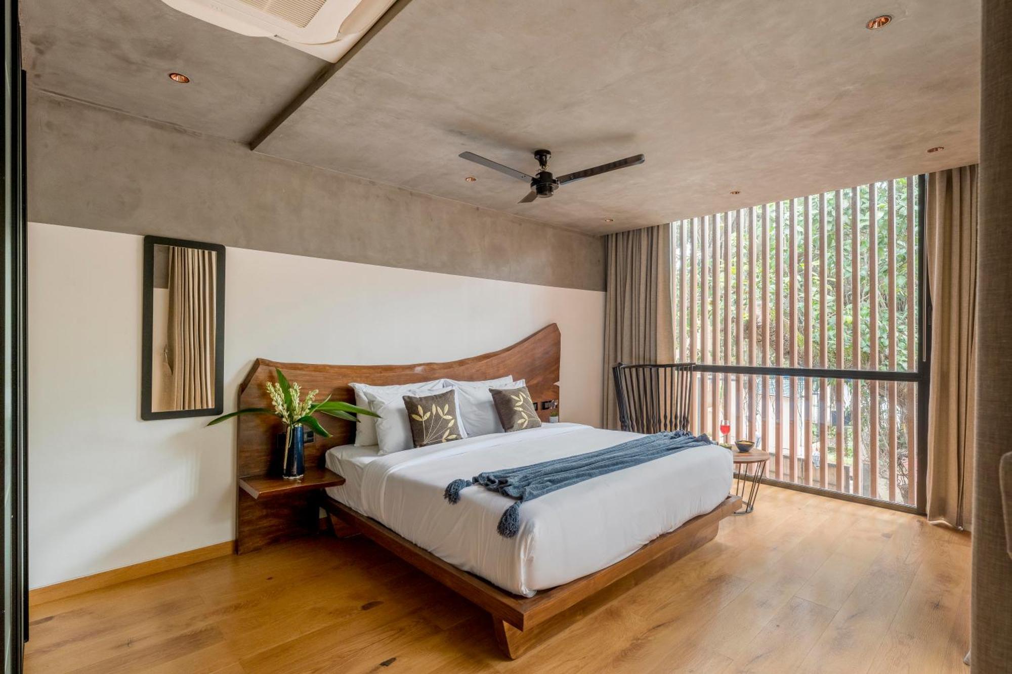 Vana - A Lindsay Manor Vagator Ngoại thất bức ảnh