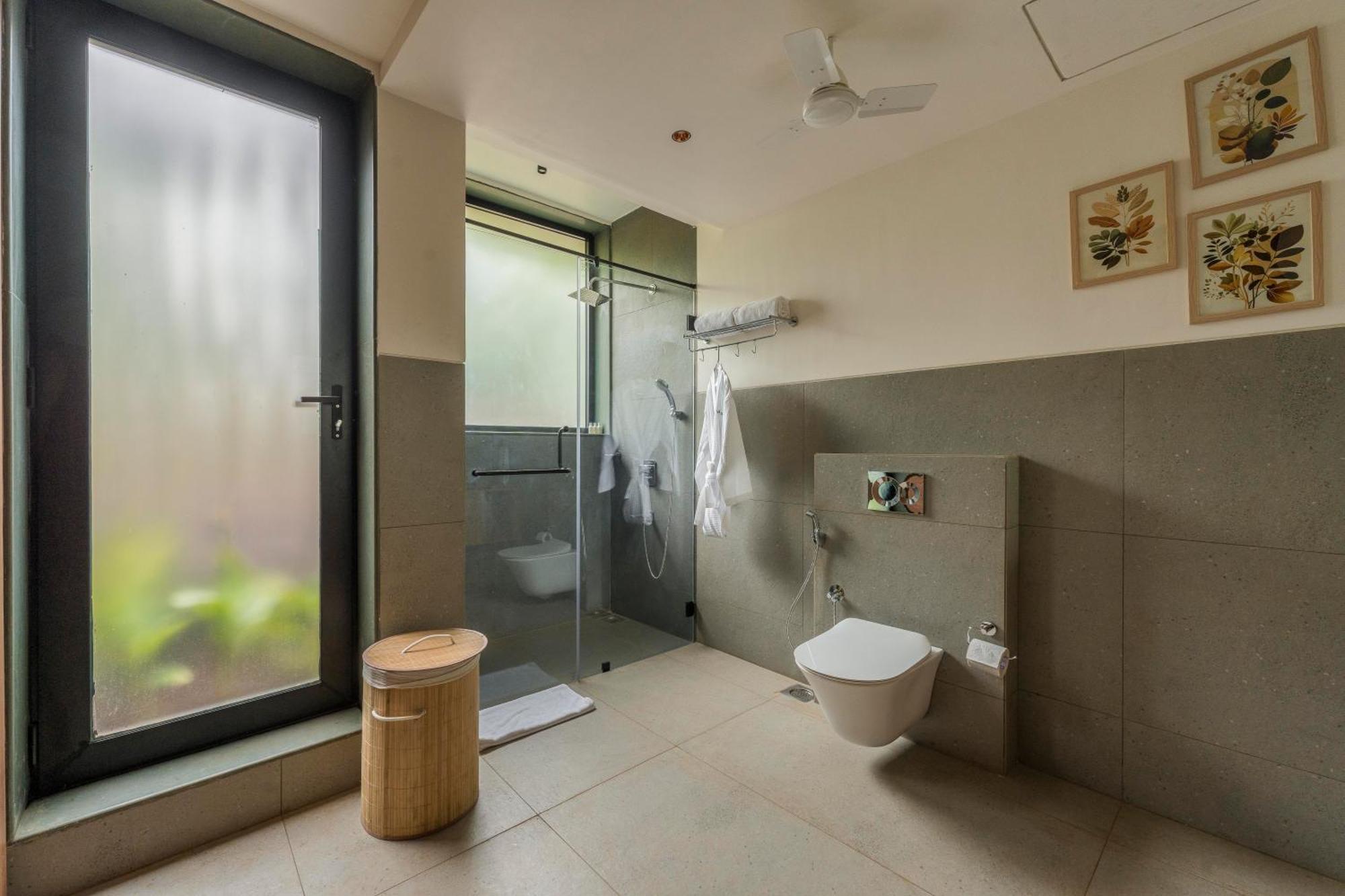 Vana - A Lindsay Manor Vagator Ngoại thất bức ảnh