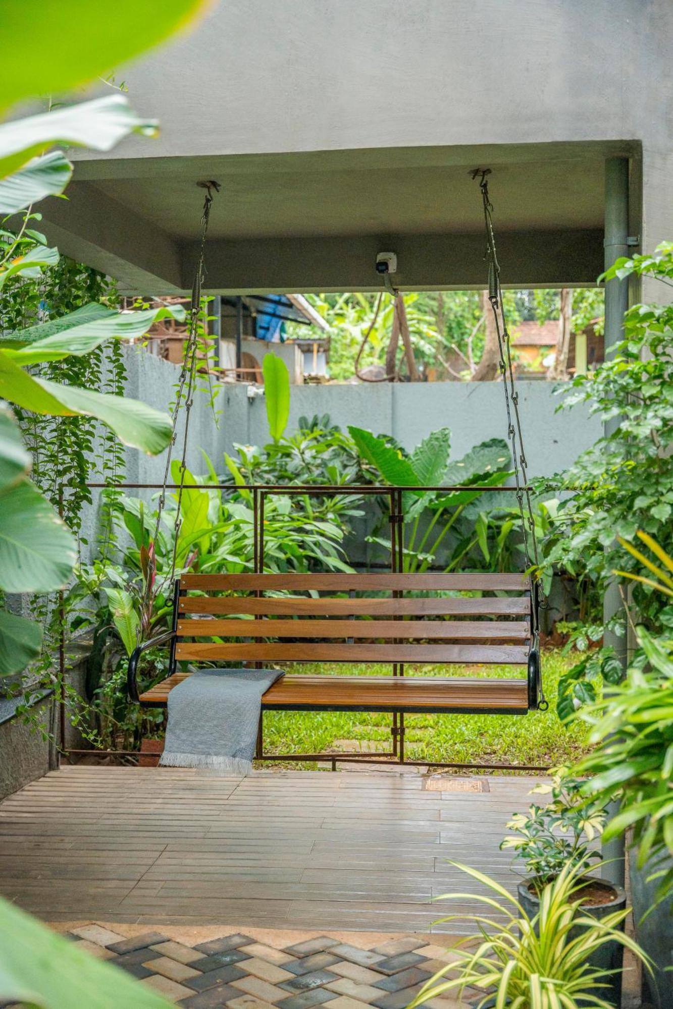 Vana - A Lindsay Manor Vagator Ngoại thất bức ảnh