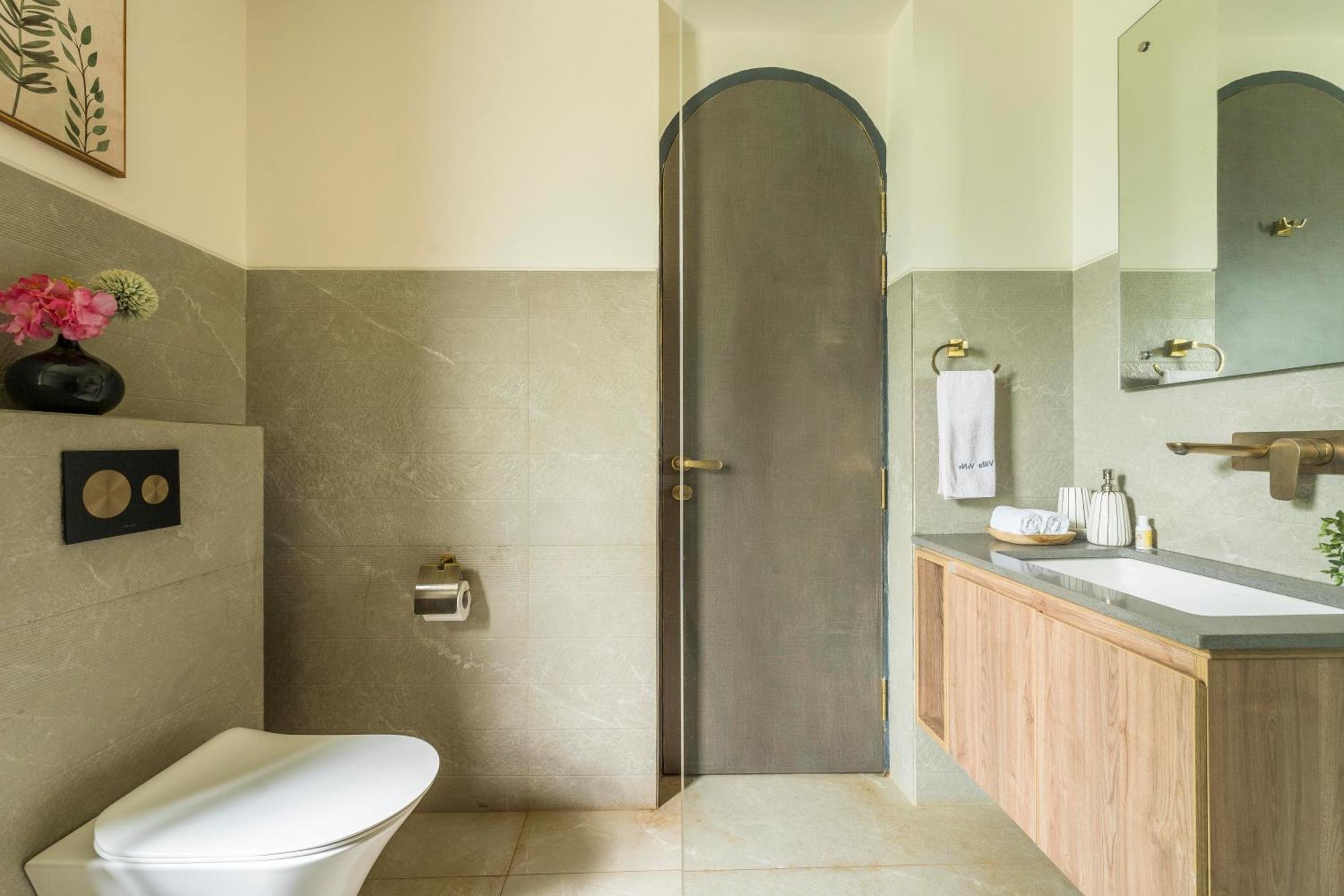 Vana - A Lindsay Manor Vagator Ngoại thất bức ảnh